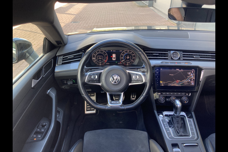 Volkswagen Arteon 2.0 TSi 190pk DSG Business R-Line SCHUIFDAK/VIRTUAL/DODEHOEK/CARPLAY/CAMERA/19INCH/TREKHAAKWEGKLAPBAAR