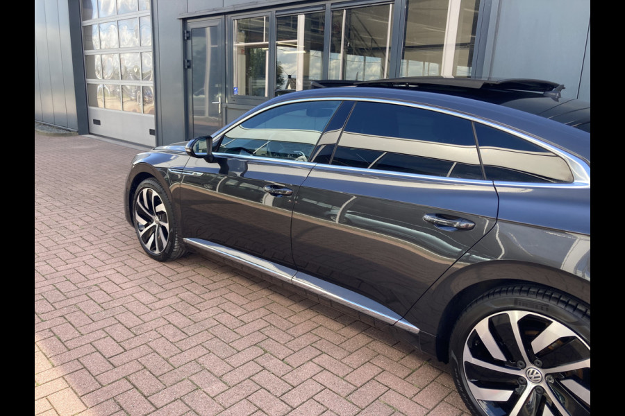 Volkswagen Arteon 2.0 TSi 190pk DSG Business R-Line SCHUIFDAK/VIRTUAL/DODEHOEK/CARPLAY/CAMERA/19INCH/TREKHAAKWEGKLAPBAAR