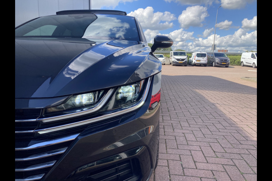 Volkswagen Arteon 2.0 TSi 190pk DSG Business R-Line SCHUIFDAK/VIRTUAL/DODEHOEK/CARPLAY/CAMERA/19INCH/TREKHAAKWEGKLAPBAAR