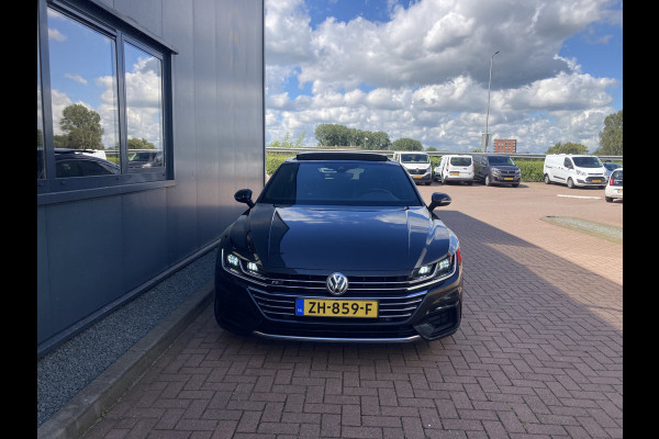 Volkswagen Arteon 2.0 TSi 190pk DSG Business R-Line SCHUIFDAK/VIRTUAL/DODEHOEK/CARPLAY/CAMERA/19INCH/TREKHAAKWEGKLAPBAAR