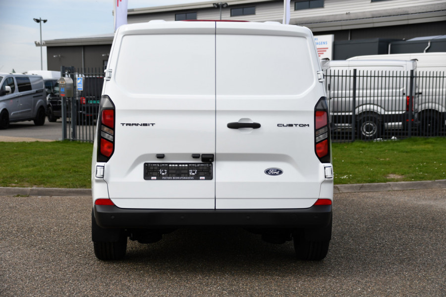 Ford Transit Custom 320 2.0 TDCI L2H1 Black & White Edition Virtual, Adaptieve Cruise, Camera, Automaat, Carplay, 170PK,