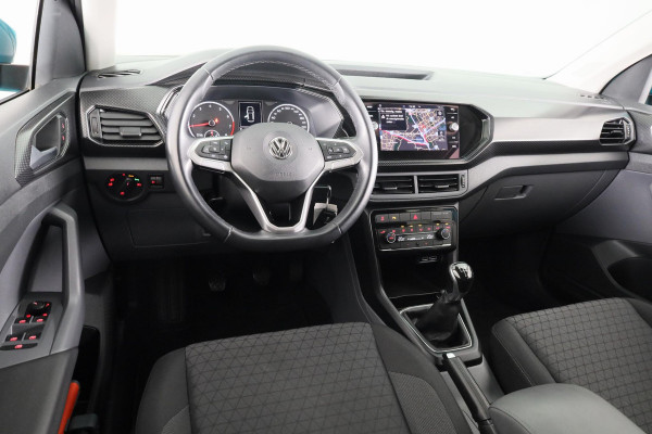 Volkswagen T-Cross 1.0 TSI Life 95 pk | Navigatie | Parkeersensoren | Adaptieve cruise control | Autom. airco | Buitenspiegels elektr. inklapbaar |