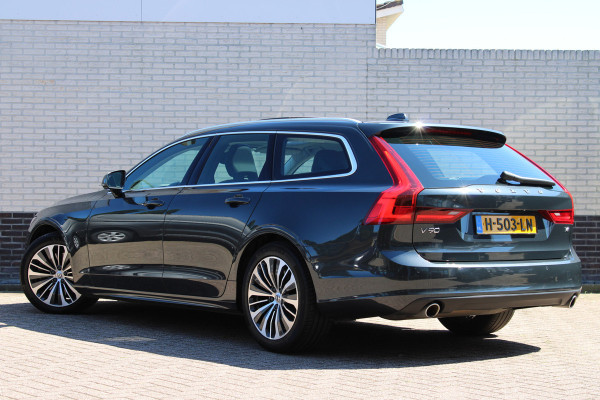 Volvo V90 2.0 T4 Momentum | Panoramadak | Elek. Trekhaak | BLIS | Leder | Memory | Adaptieve Cruise