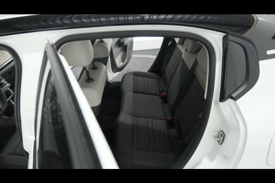 Citroën C3 PureTech 82 Shine | Camera | Navigatie | Comfortstoelen | Parkeersensoren | Apple Carplay