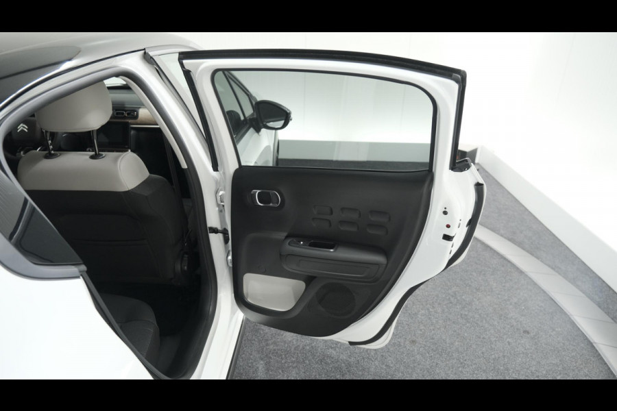 Citroën C3 PureTech 82 Shine | Camera | Navigatie | Comfortstoelen | Parkeersensoren | Apple Carplay