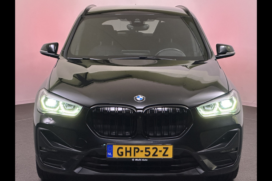 BMW X1 xDrive25e Sport Line Plug in Hybrid PHEV | Adaptive Cruise | Memory Stoelen | Harman/Kardon | Camera | Head-up Display | Led | Stuur & Stoelverwarming |