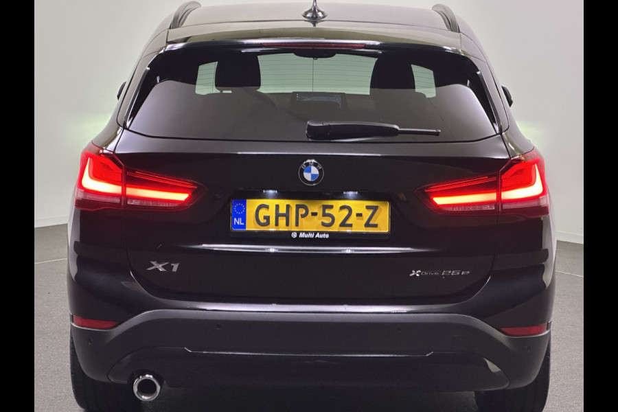 BMW X1 xDrive25e Sport Line Plug in Hybrid PHEV | Adaptive Cruise | Memory Stoelen | Harman/Kardon | Camera | Head-up Display | Led | Stuur & Stoelverwarming |