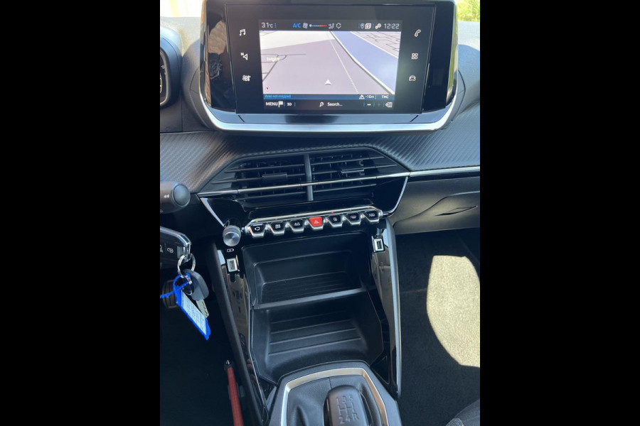 Peugeot 208 1.2 PureTech Blue Lease Active, Navigatie, Apple Carplay, LM-velgen, Park Distance Control, 1e eig en boekjes aanwezig