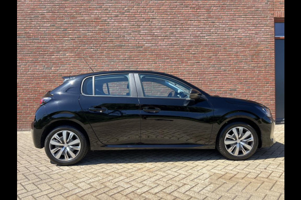 Peugeot 208 1.2 PureTech Blue Lease Active, Navigatie, Apple Carplay, LM-velgen, Park Distance Control, 1e eig en boekjes aanwezig