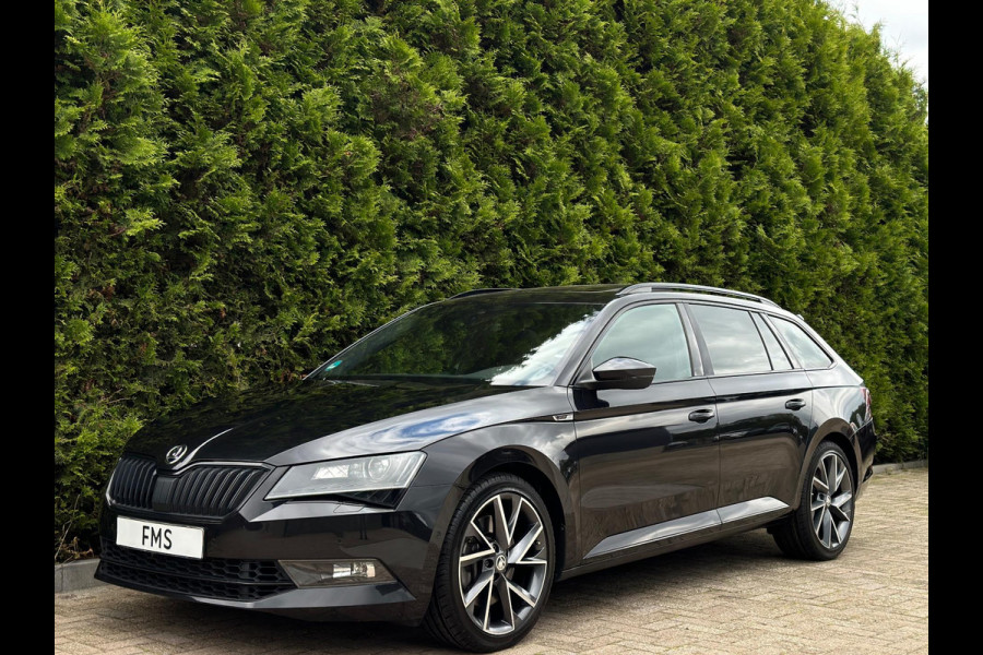 Škoda Superb Combi 2.0 TSI 4x4 Sportline CarPlay