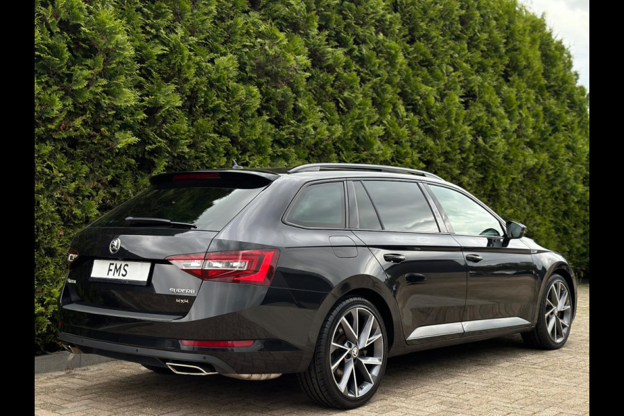 Škoda Superb Combi 2.0 TSI 4x4 Sportline CarPlay