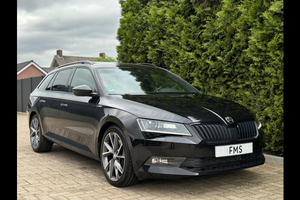 Škoda Superb Combi 2.0 TSI 4x4 Sportline CarPlay