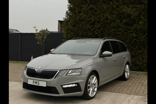 Škoda Octavia Combi 2.0 TSI RS 230 CarPlay Nardo Grey