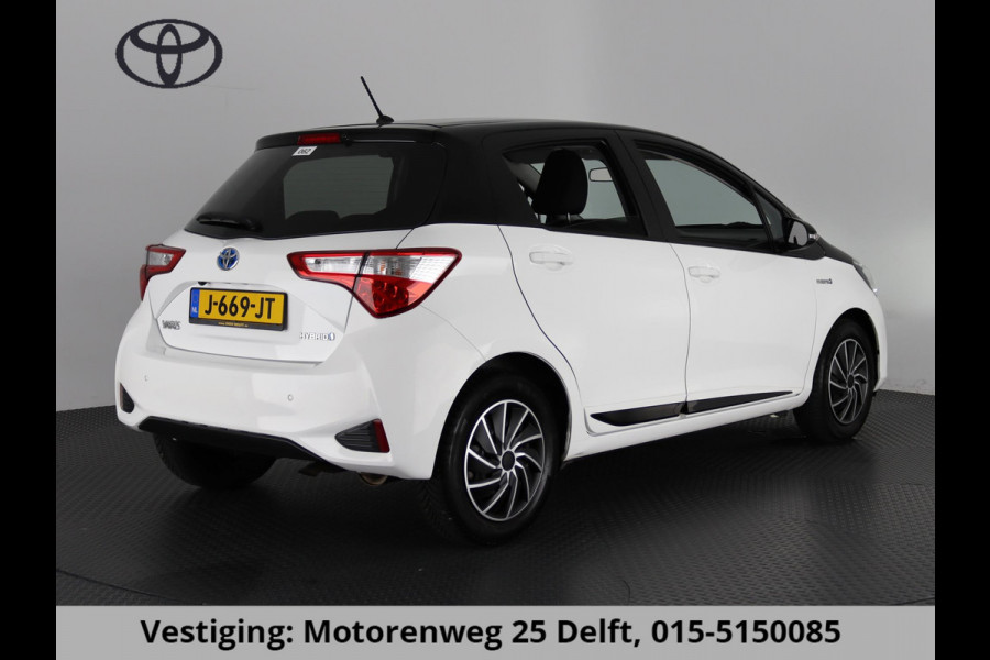 Toyota Yaris 1.5 Hybrid BI-TONE ACTIVE AUT.PDC.CAMERA.CLIMA.CRUISE .46.000 KM! GARANTIE TOT 2029*