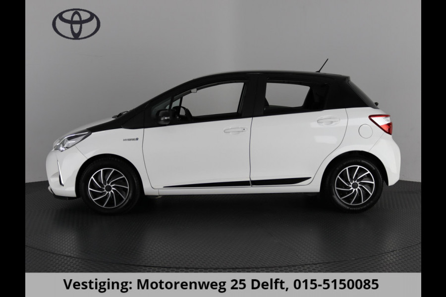 Toyota Yaris 1.5 Hybrid BI-TONE ACTIVE AUT.PDC.CAMERA.CLIMA.CRUISE .46.000 KM! GARANTIE TOT 2029*