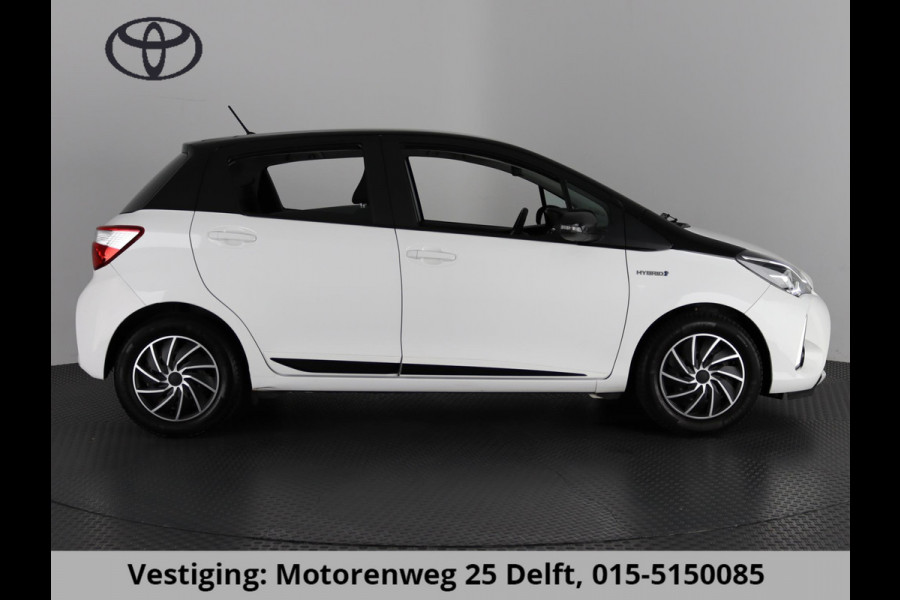 Toyota Yaris 1.5 Hybrid BI-TONE ACTIVE AUT.PDC.CAMERA.CLIMA.CRUISE .46.000 KM! GARANTIE TOT 2029*