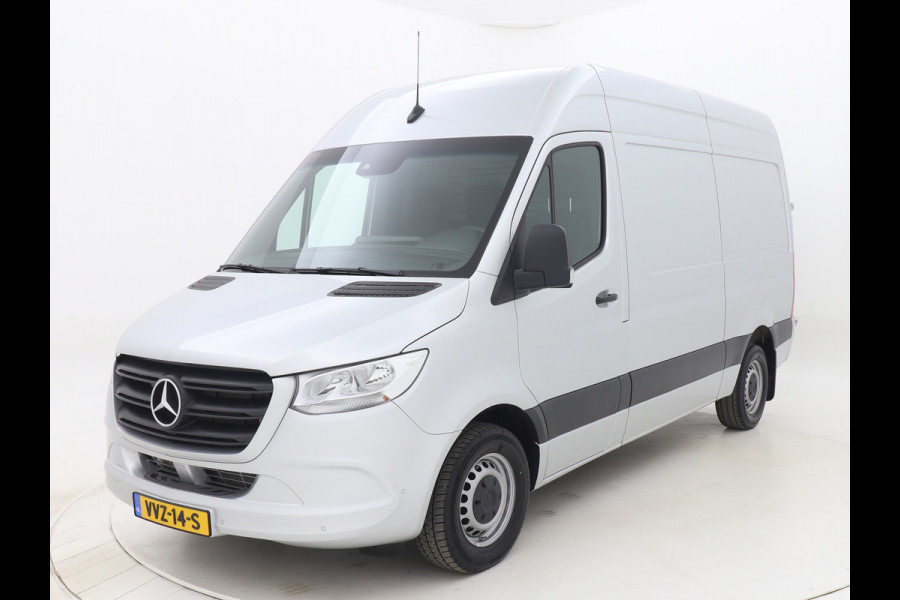 Mercedes-Benz Sprinter 317 1.9 CDI L2H2 RWD Navigatie MBUX DAB+ Cruise control Carplay 3.5T trekgewicht PDC Achteruitrijcamera