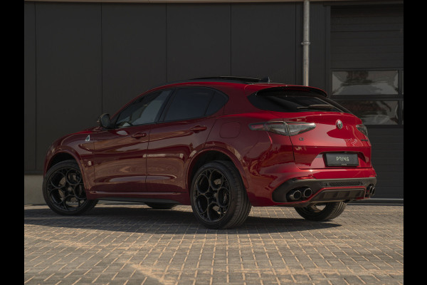 Alfa Romeo Stelvio 2.9 V6 AWD Quadrifoglio | Pano-dak | Harman/Kardon | Adapt. cruise | Rosso Competizione