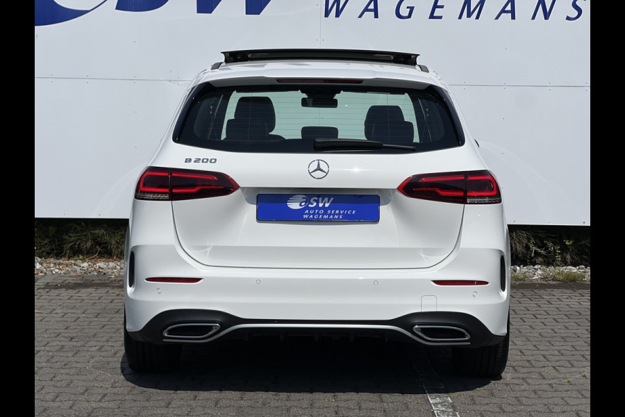 Mercedes-Benz B-Klasse 200 Business Solution AMG | ACC | Pano | Camera | Sfeerverlichting | MBUX