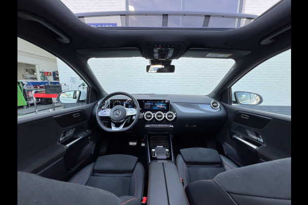 Mercedes-Benz B-Klasse 200 Business Solution AMG | ACC | Pano | Camera | Sfeerverlichting | MBUX