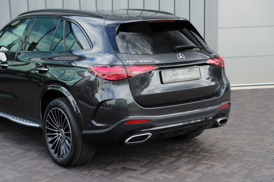 Mercedes-Benz GLC 300e AMG 4-Matic | Aut9 | Pano | Keyles-go | Distronic+ | Memory | Multi-beam | Sfeerverlichting | 2023.