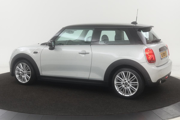 MINI Cooper 1.5 Chili | 1e eigenaar | Stoelverwarming | Carplay | Navigatie | Full LED | Keyless | Cruise control | Climate control