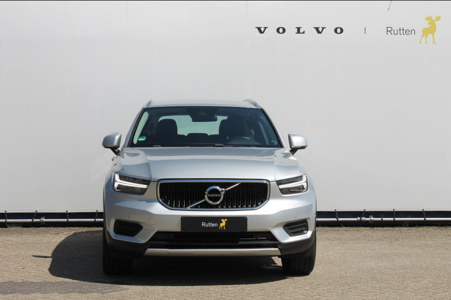 Volvo XC40 2.0 T4 AWD Momentum