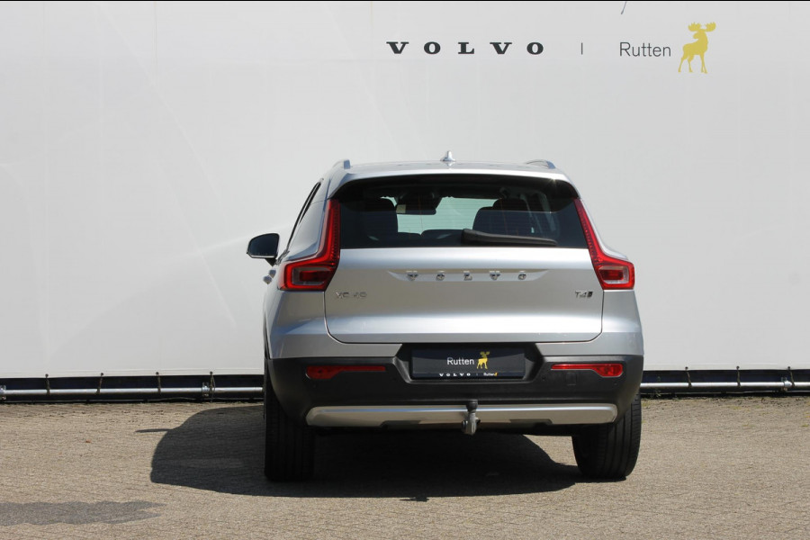 Volvo XC40 2.0 T4 AWD Momentum