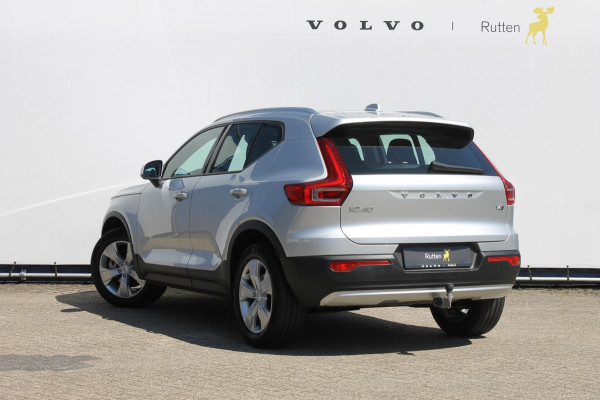 Volvo XC40 2.0 T4 AWD Momentum