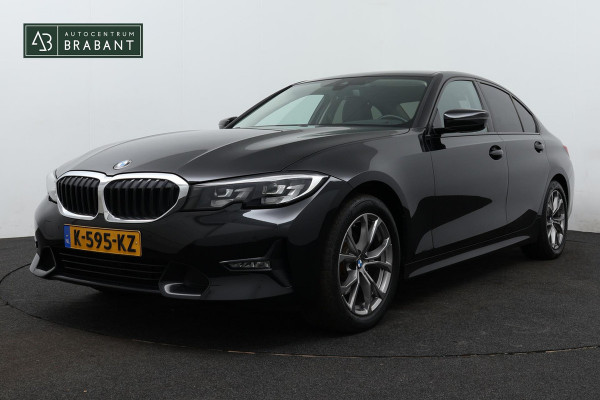 BMW 3-serie 320i Executive Edition Automaat (NAVIGATIE, SFEERVERLICHTING, SPORTSTOELEN, 1e EIGENAAR, DEALER ONDERHOUDEN)