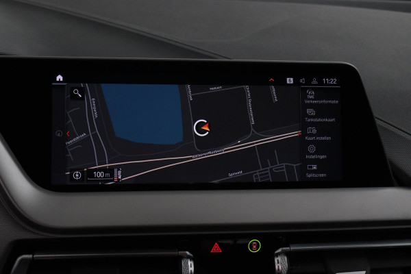 BMW 1-serie 118i Executive Edition Automaat (NAVIGATIE, CARPLAY, CAMERA, LED, 1e EIGENAAR, DEALER ONDERHOUDEN)