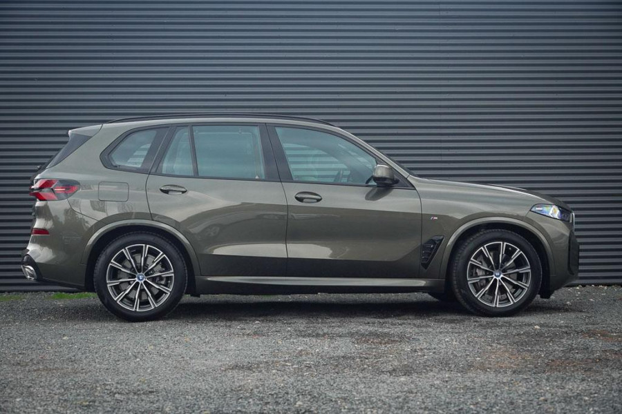 BMW X5 xDrive50e M-Sport / 1e Eig / NL Auto / Pano / Laser / Trekhaak