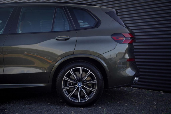 BMW X5 xDrive50e M-Sport / 1e Eig / NL Auto / Pano / Laser / Trekhaak