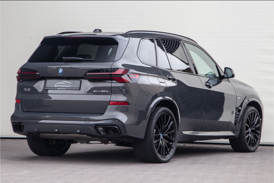 BMW X5 xDrive50e M-Sport Pro, Dravit Grau, Panorama, Head-up, Innovation, 2024