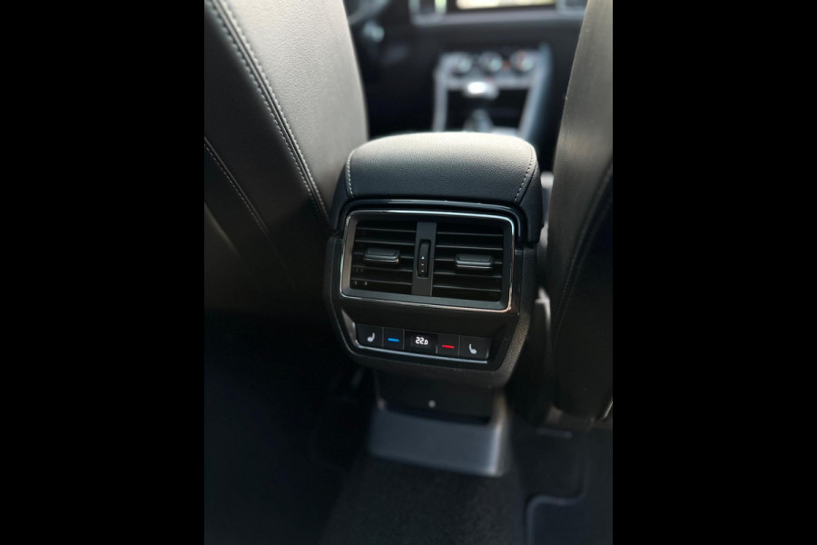 Škoda Kodiaq 2.0 TSI 4x4 Sportline Nardo Grey CarPlay Trekhaak