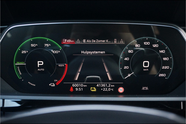 Audi e-tron 50 quattro Launch edition plus 71 kWh | Panoramadak | Keyless | Apple Carplay | Leer | Elek. Stoelen | Luchtvering | Adaptive Cruise Control | Virtual | BTW | NAP | Led | Stoelverwarming | Black Style | 1e Eig. | PDC |