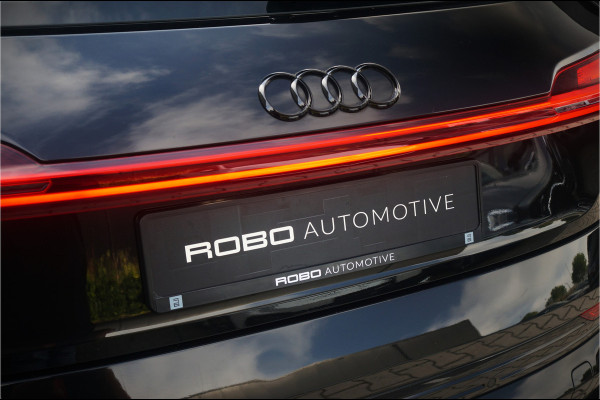 Audi e-tron 50 quattro Launch edition plus 71 kWh | Panoramadak | Keyless | Apple Carplay | Leer | Elek. Stoelen | Luchtvering | Adaptive Cruise Control | Virtual | BTW | NAP | Led | Stoelverwarming | Black Style | 1e Eig. | PDC |