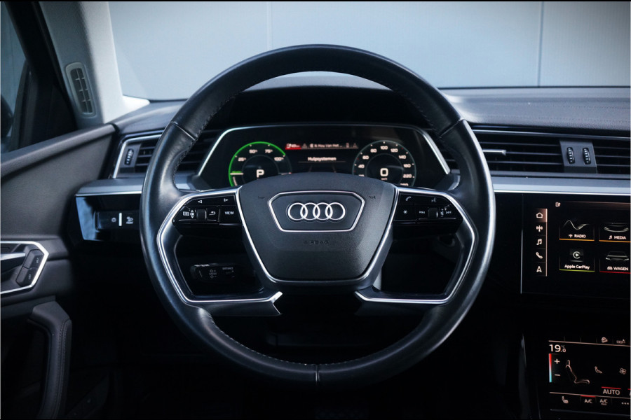 Audi e-tron 50 quattro Launch edition plus 71 kWh | Panoramadak | Keyless | Apple Carplay | Leer | Elek. Stoelen | Luchtvering | Adaptive Cruise Control | Virtual | BTW | NAP | Led | Stoelverwarming | Black Style | 1e Eig. | PDC |