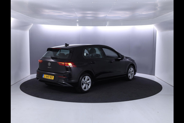 Volkswagen Golf 1.0 TSI Life 110 pk | Navigatie | Parkeersensoren | Adaptieve cruise control | Autom. airco | LED koplampen|Camera