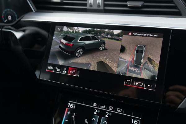 Audi e-tron 55 Quattro / Incl. BTW/ Luchtvering/ Standkachel/ Bang & Olufsen Sound System/ Panoramadak/ 300kW (408PK)