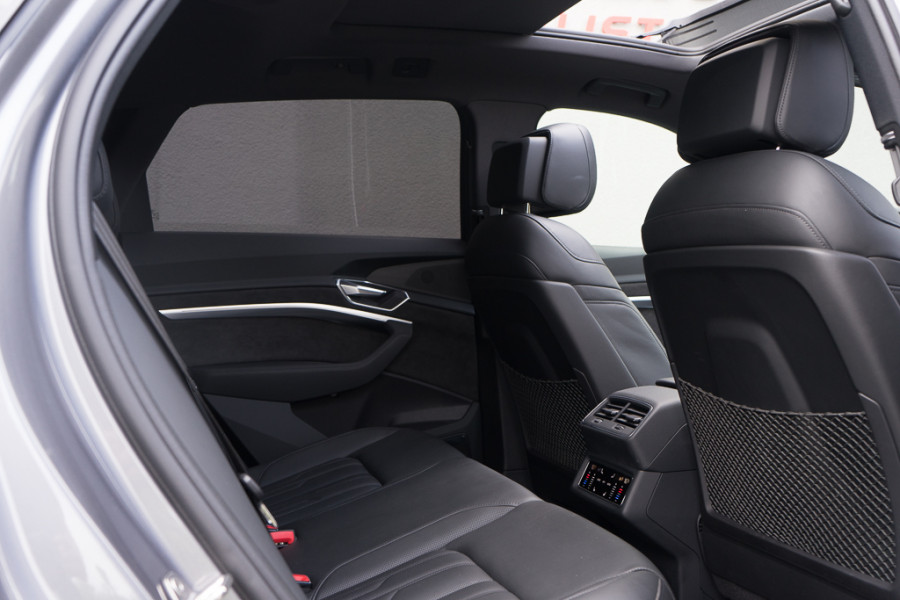 Audi e-tron 55 Quattro / Incl. BTW/ Luchtvering/ Standkachel/ Bang & Olufsen Sound System/ Panoramadak/ 300kW (408PK)