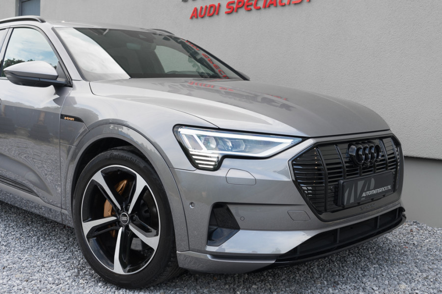 Audi e-tron 55 Quattro / Incl. BTW/ Luchtvering/ Standkachel/ Bang & Olufsen Sound System/ Panoramadak/ 300kW (408PK)