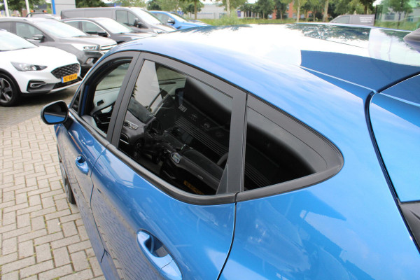 Ford Fiesta 1.5 EcoBoost 200 PK ST-3 | Camera | Cruise Control | Winterpakket | 18 Inch Lichtmetalen Velgen | Keyless | Navigatie