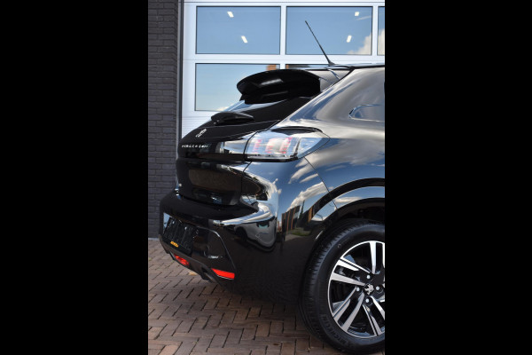 Peugeot 208 1.2 PureTech 100PK Allure Sky | Carplay | Pano |  Camera | I-Cockpit | Incl. garantie