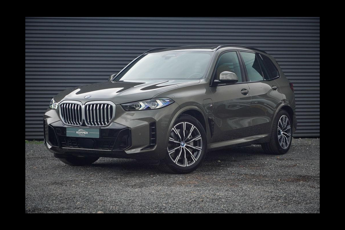 BMW X5 xDrive50e M-Sport / 1e Eig / NL Auto / Pano / Laser / Trekhaak