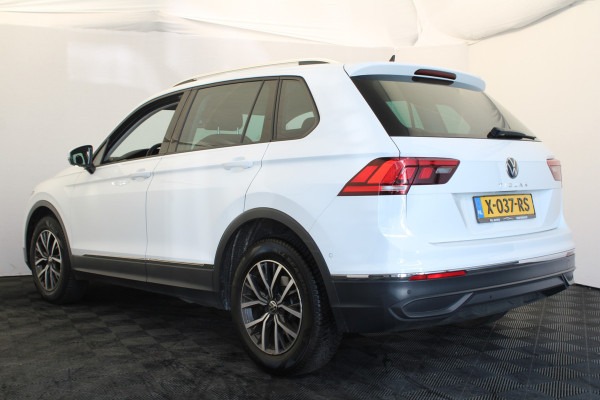 Volkswagen Tiguan 1.5 TSI Life Business | Navi | Stuur/stoel verwarming |