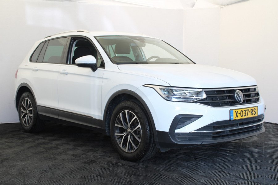 Volkswagen Tiguan 1.5 TSI Life Business | Navi | Stuur/stoel verwarming |