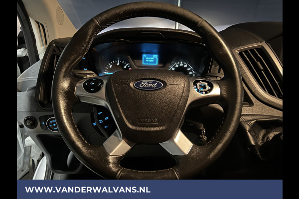 Ford Transit 2.0 TDCI 131pk L2H2 Euro6 Airco | 2800kg Trekhaak | Navigatie | Cruisecontrol | LED Sidebars, Parkeersensoren, Bijrijdersbank