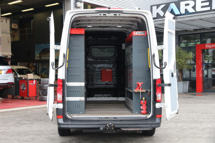 Volkswagen Crafter 2.0 TDI 177PK | L2H2 | Standkachel | Werkplaats inrichting | Camera | Airco..