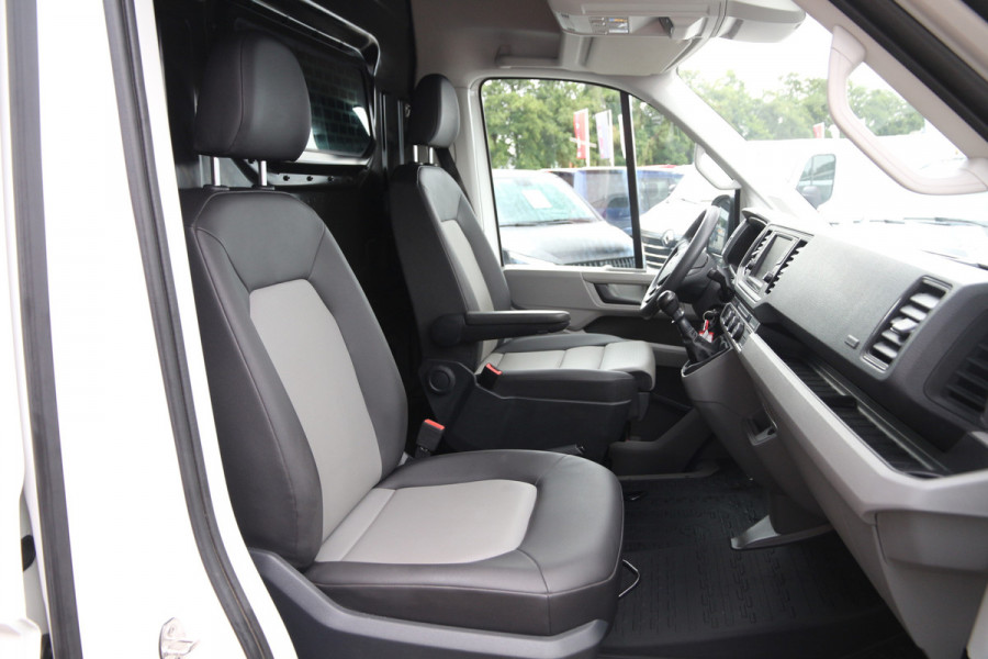 Volkswagen Crafter 2.0 TDI 177PK | L2H2 | Standkachel | Werkplaats inrichting | Camera | Airco..